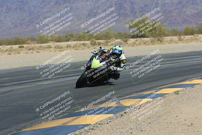 media/Mar-24-2025-Moto Forza (Mon) [[57ce5c5cff]]/1-Advanced Group/Session 3 (Turn 6 Inside)/